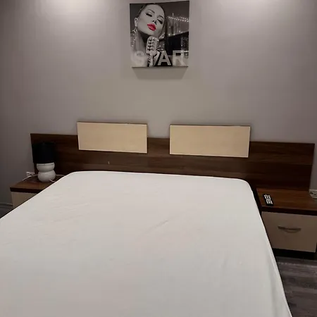 Daire Butterfly Free Parking 10 Min Köstence